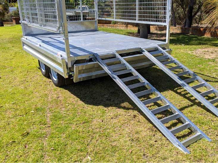 Hydraulic 3-way Tipping Trailer Details (4)