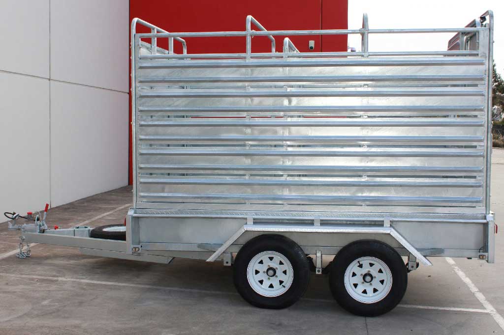 Choosing the Right Cattle Trailers